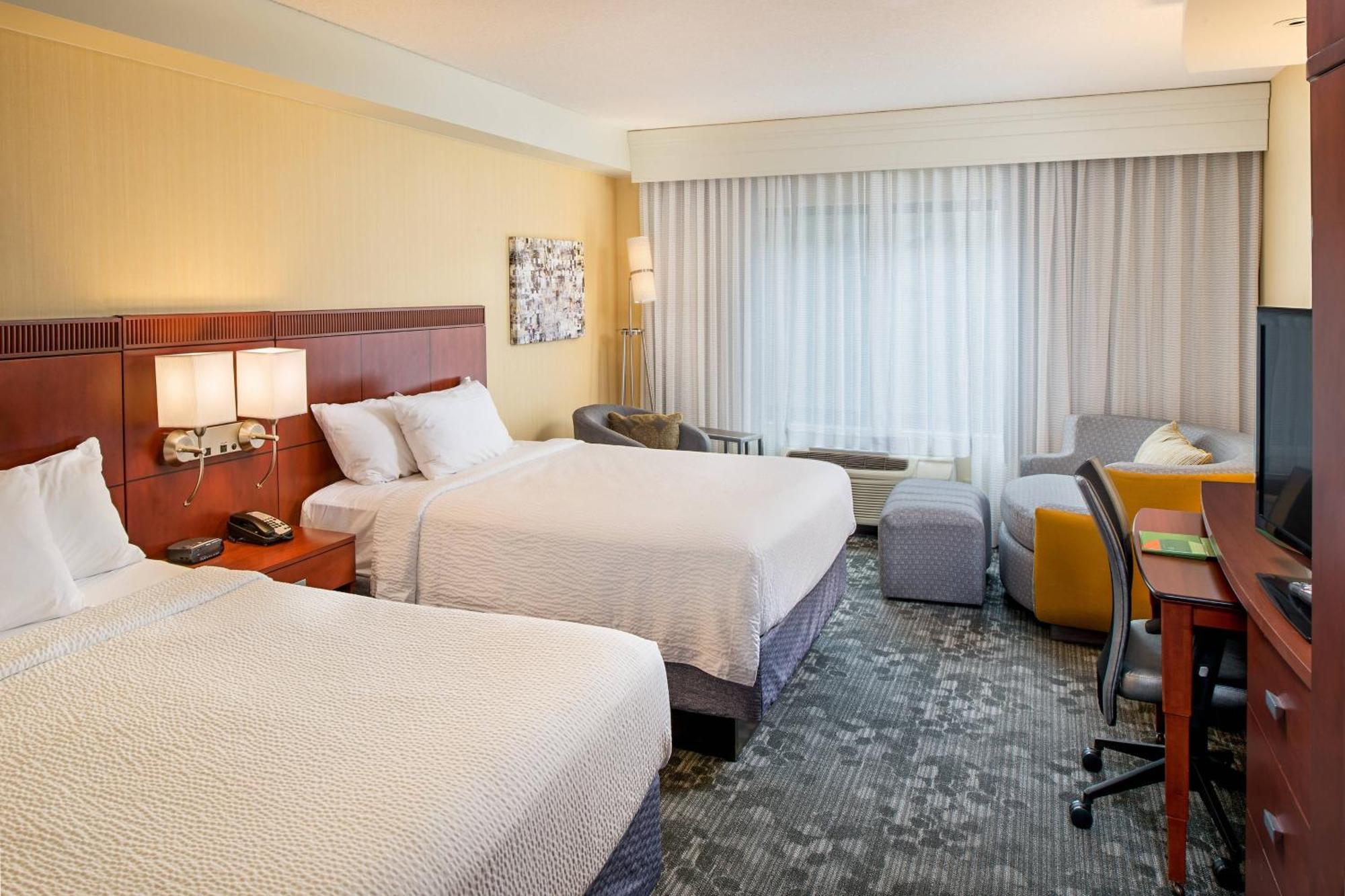 Courtyard By Marriott Hanover Lebanon Exterior photo